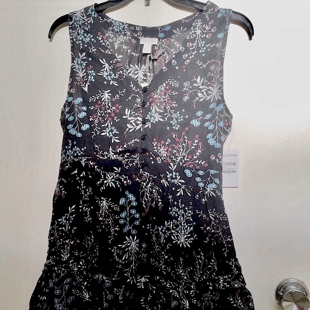 Hinge Ruffle Peplum Top - Picture 6 of 9